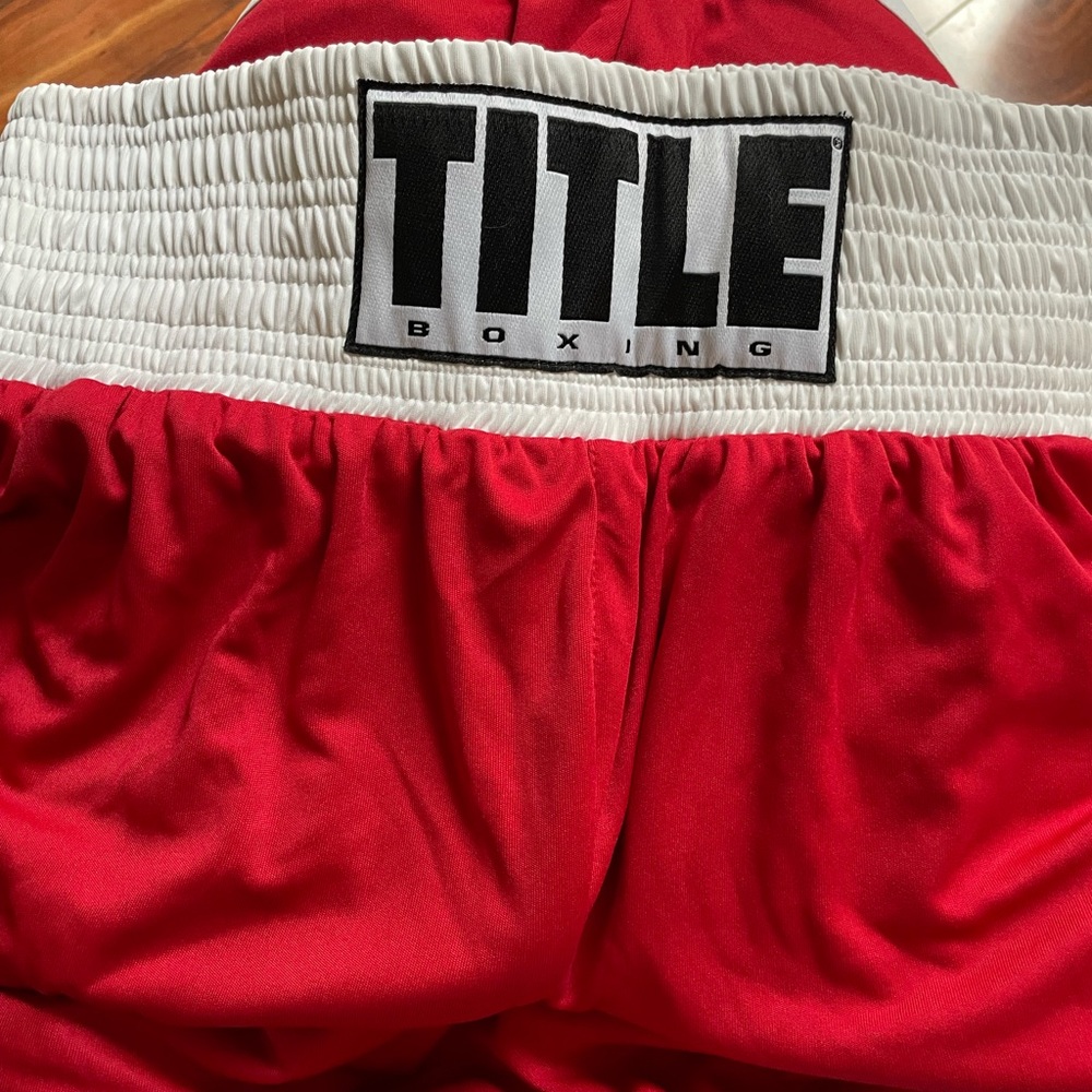 TITLE Boxing Reversible Aerovent Elite Amateur Shorts And Tank